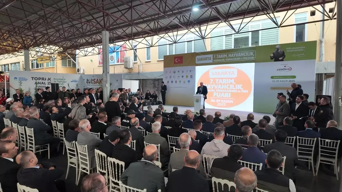 Hendek\'te Tarım Fuarı Açıldı