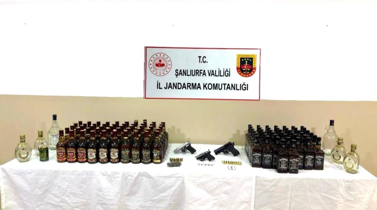 Şanlıurfa\'da Kaçak Alkol ve Uyuşturucu Operasyonu