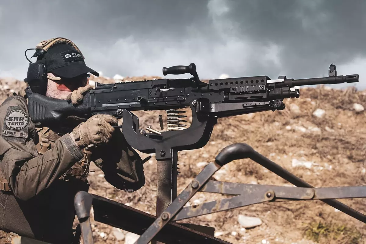 SARSILMAZ, D&S 2025\'te "Bir ordu için yeter" sözünü global arenaya taşıyor