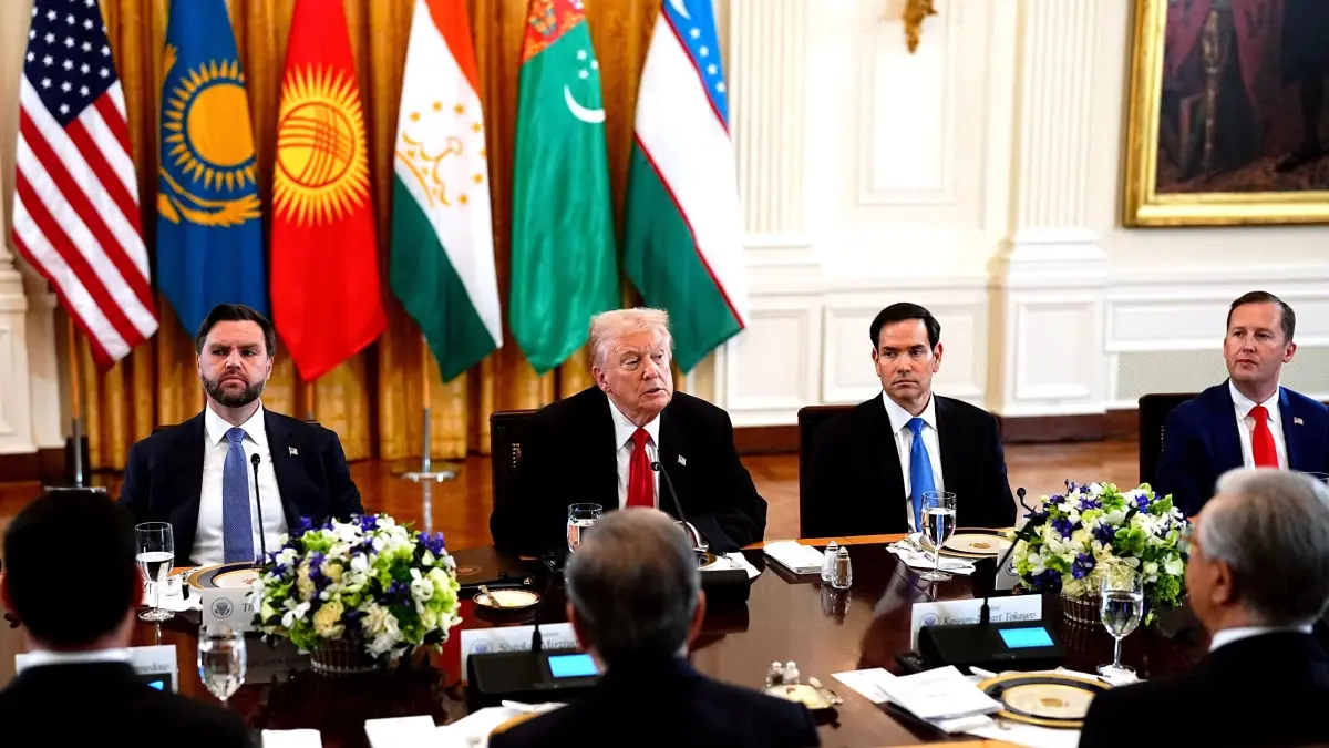 Trump, Orta Asya Liderlerini Beyaz Saray\'da Ağırladı