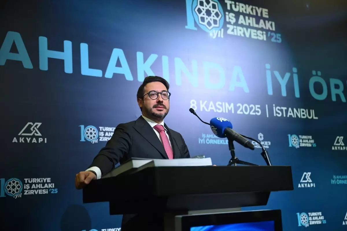 AA Yönetim Kurulu Başkanı ve Genel Müdürü Karagöz, Türkiye İş Ahlakı Zirvesi\'nde konuştu Açıklaması