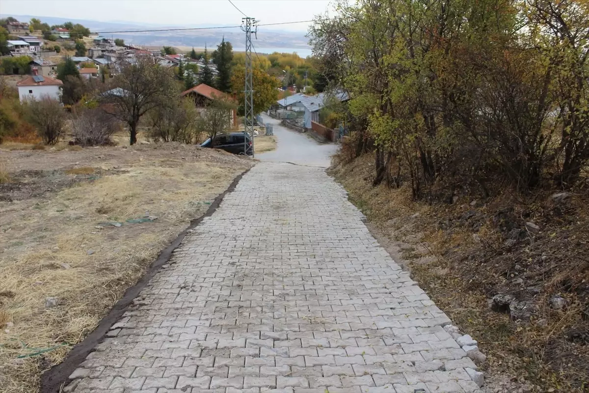 Ağın\'da Çevre Düzenlemesi Devam Ediyor