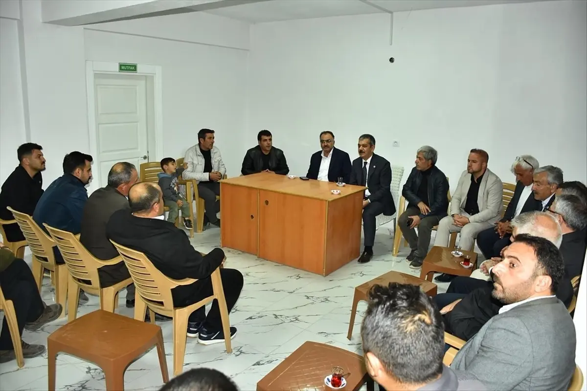 Keleş, Keban\'da Yol Çalışmalarını İnceledi