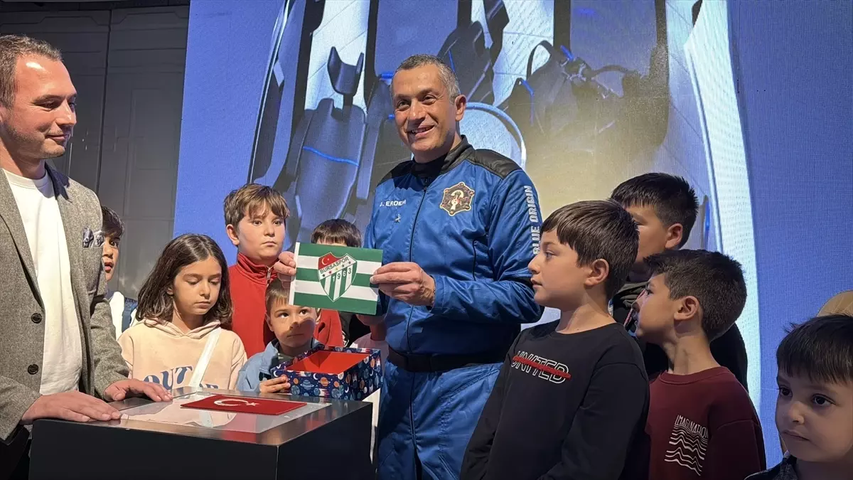 Astronot Gökhan Erdem Bursa\'da Öğrencilerle Buluştu