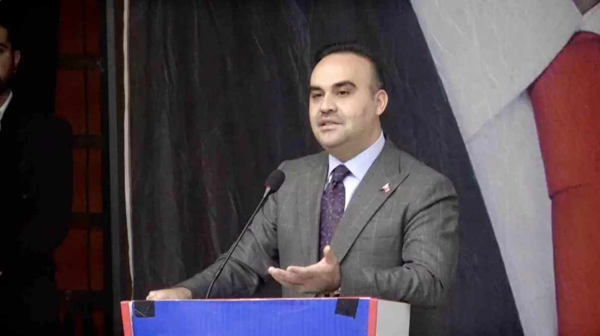 Bakan Kacır: "Türkiye, teknolojiyle kalkınan bir ülke haline geliyor"
