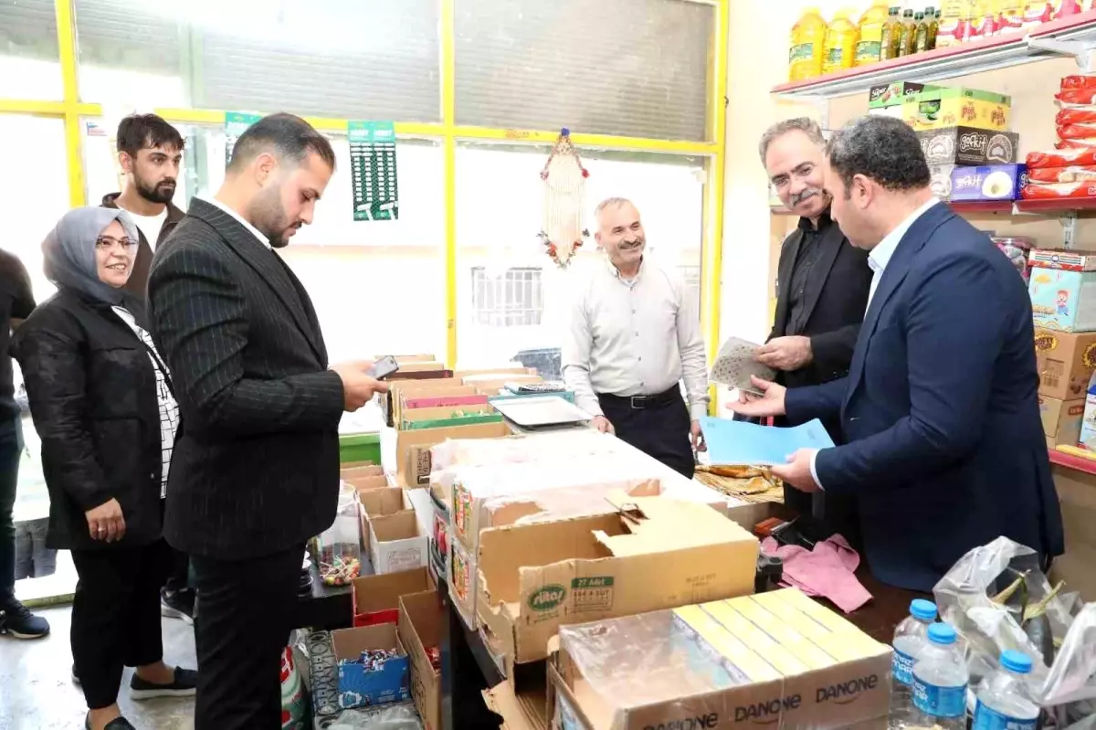 Başkan Kuş, Zimem Defterini Satın Alarak Geleneksel Yardım Geleneğini Sürdürüyor