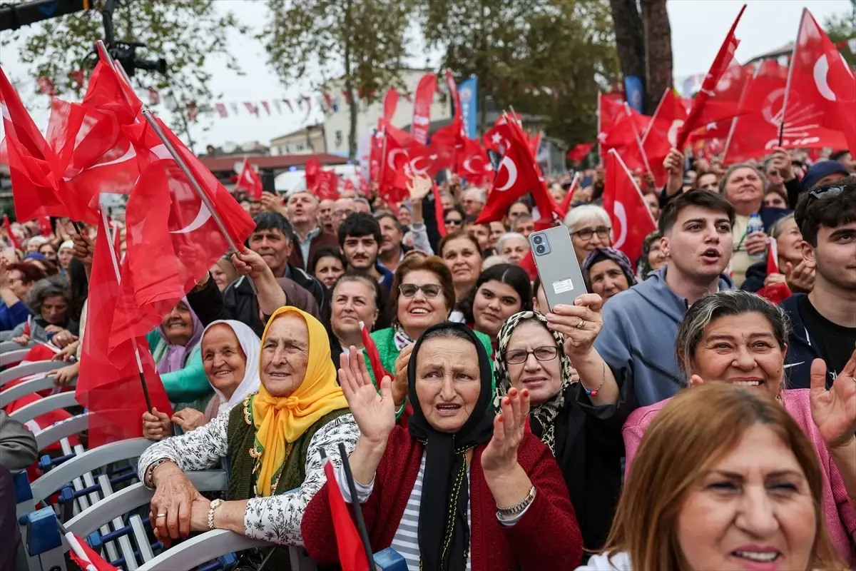 Özgür Özel: Güçlü Türkiye Vadediyoruz