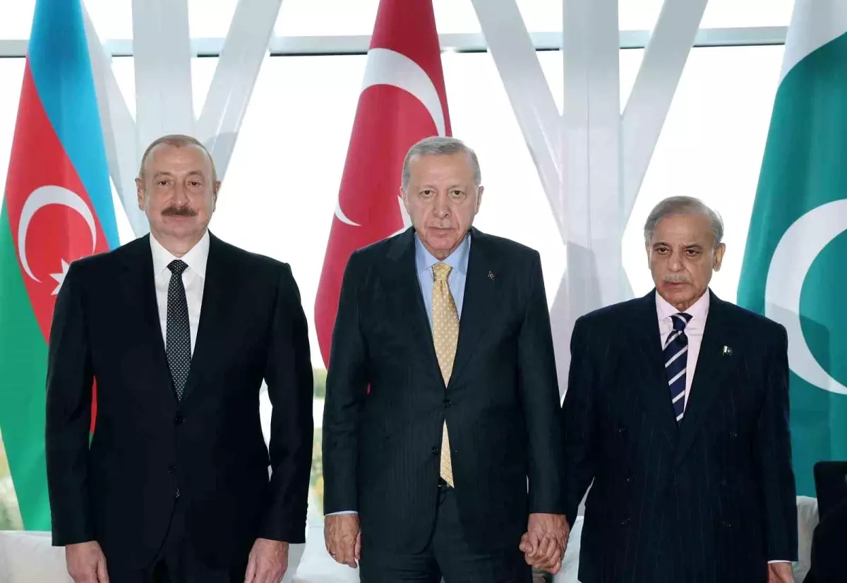 Cumhurbaşkanı Erdoğan, Aliyev ve Şerif ile görüştü