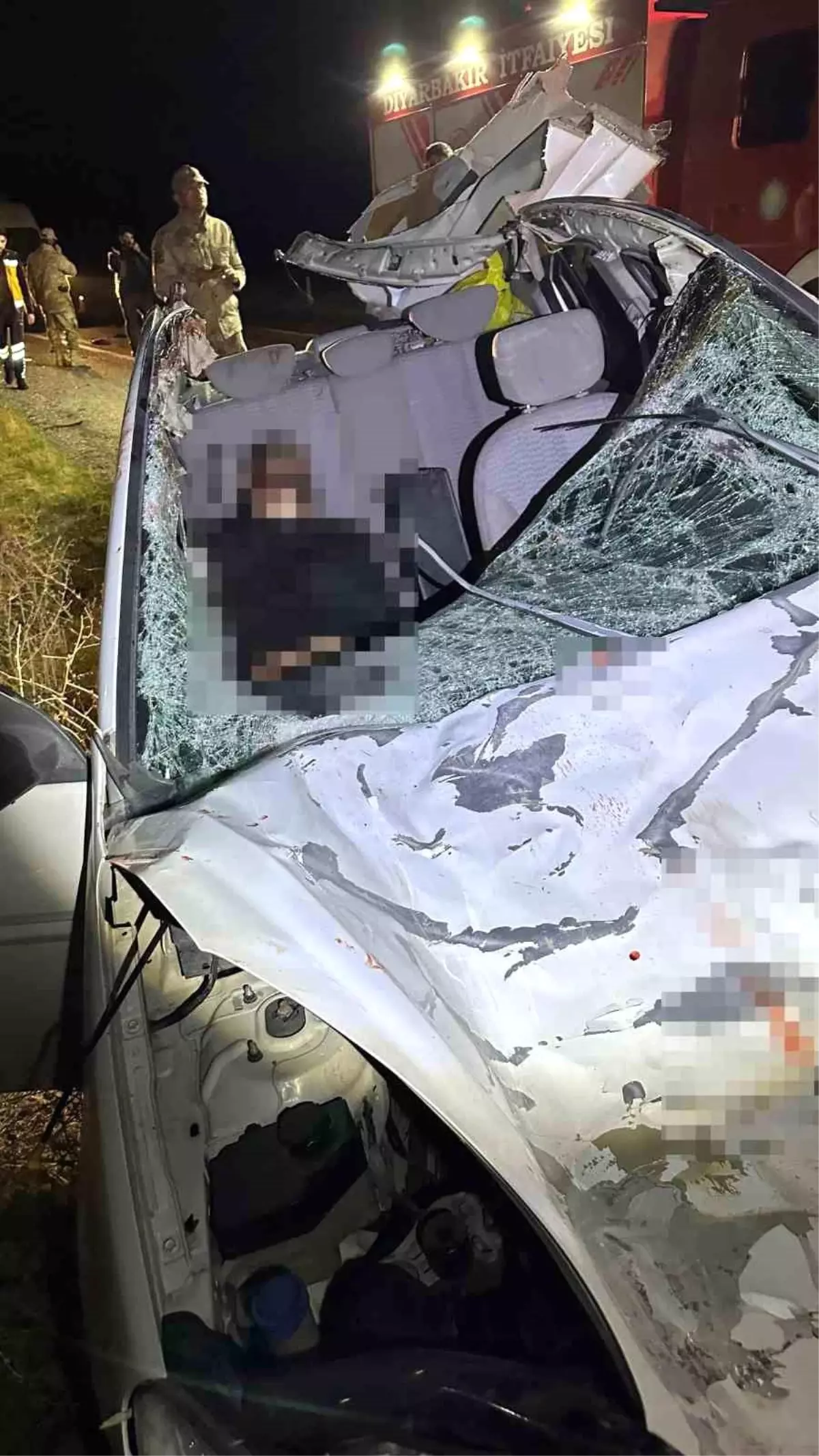 Diyarbakır\'da Trafik Kazası: 1 Ölü, 7 Yaralı