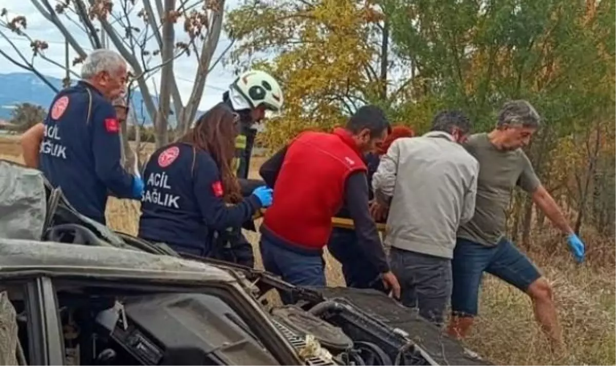 Denizli\'de Kaza: Kadın Sürücü Yaralandı