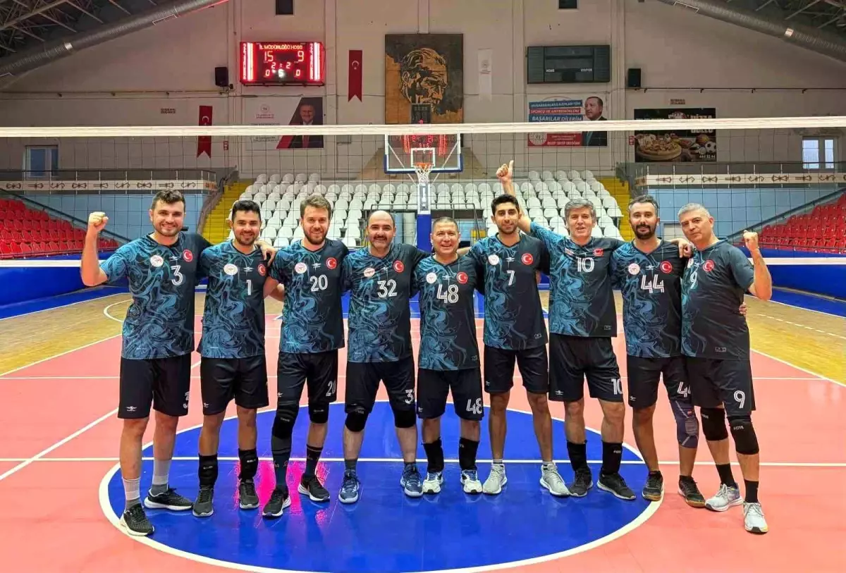 Aydın Voleybol Takımı\'nın Başarısı