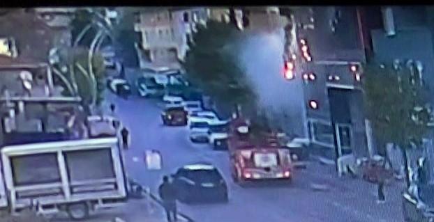 Kocaeli'de 6 kişiye mezar olan tesisteki yangının ilk anları kamerada