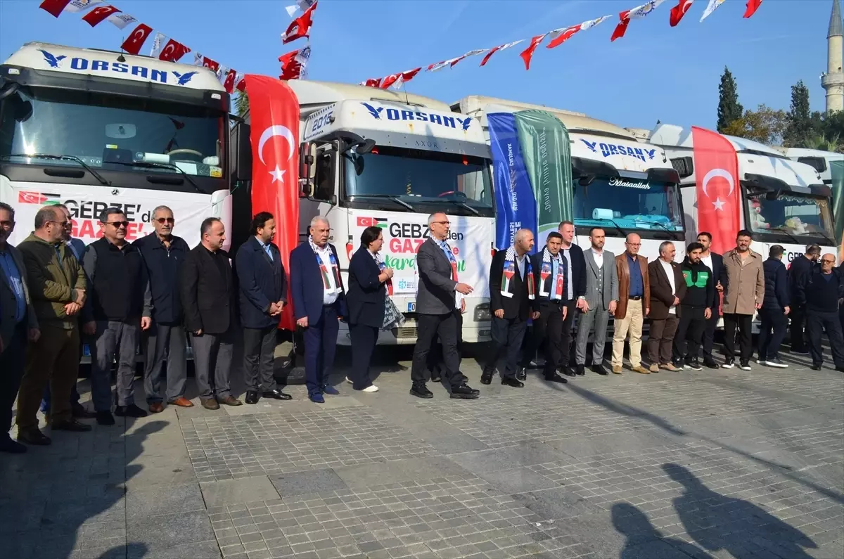 Gazze\'ye Yardım Tırları Yola Çıktı