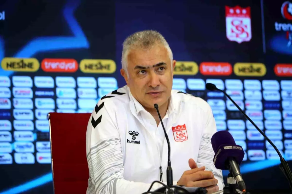 Sivasspor, Manisa FK\'yı Geçti