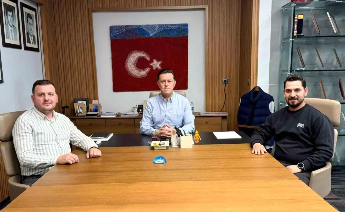 Hatipoğlu\'ndan Vural ve Kaya\'ya Teşekkür