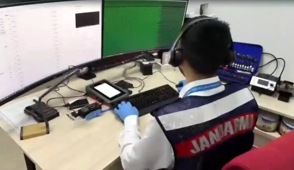 Siber Casusluk Operasyonu: 2 Tutuklama