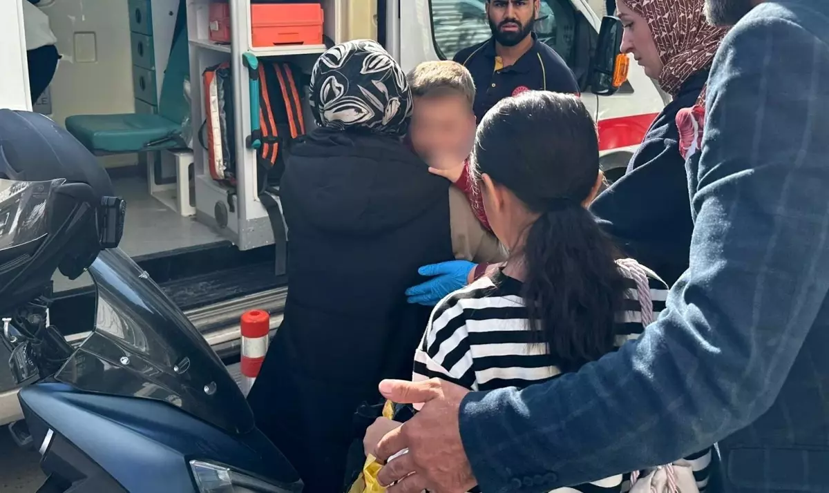 Adıyaman\'da Motosiklet Kazası: 4 Yaşındaki Çocuk Yaralandı