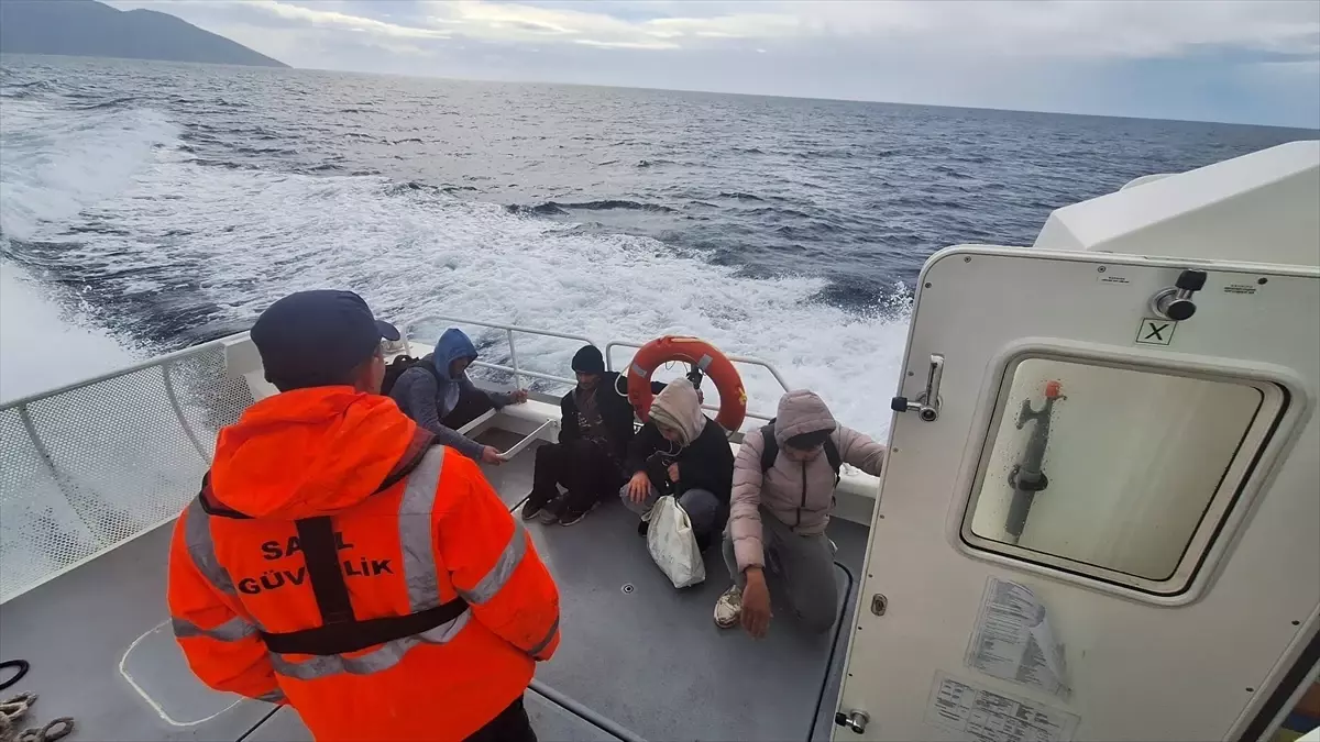 Bodrum ve Fethiye\'de Düzensiz Göçmenlere Yardım