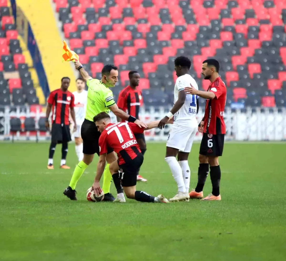 Gaziantep FK ve Rizespor 2-2 Berabere Kaldı
