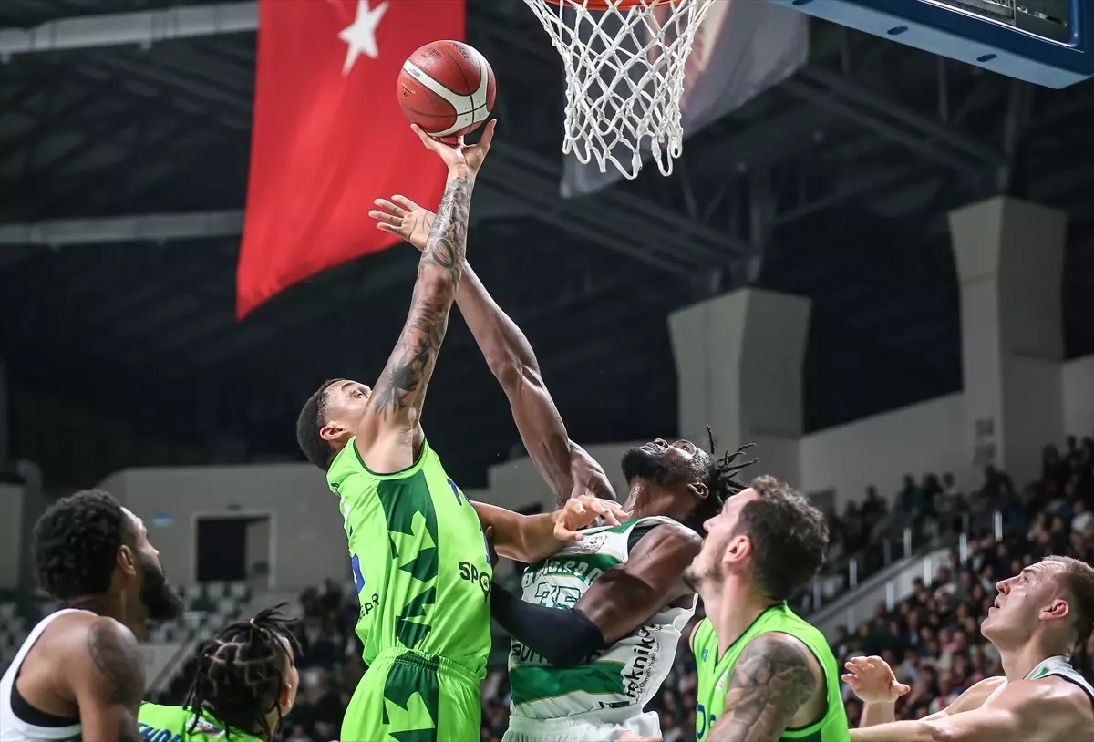 TOFAŞ, Bursaspor\'u Yendi