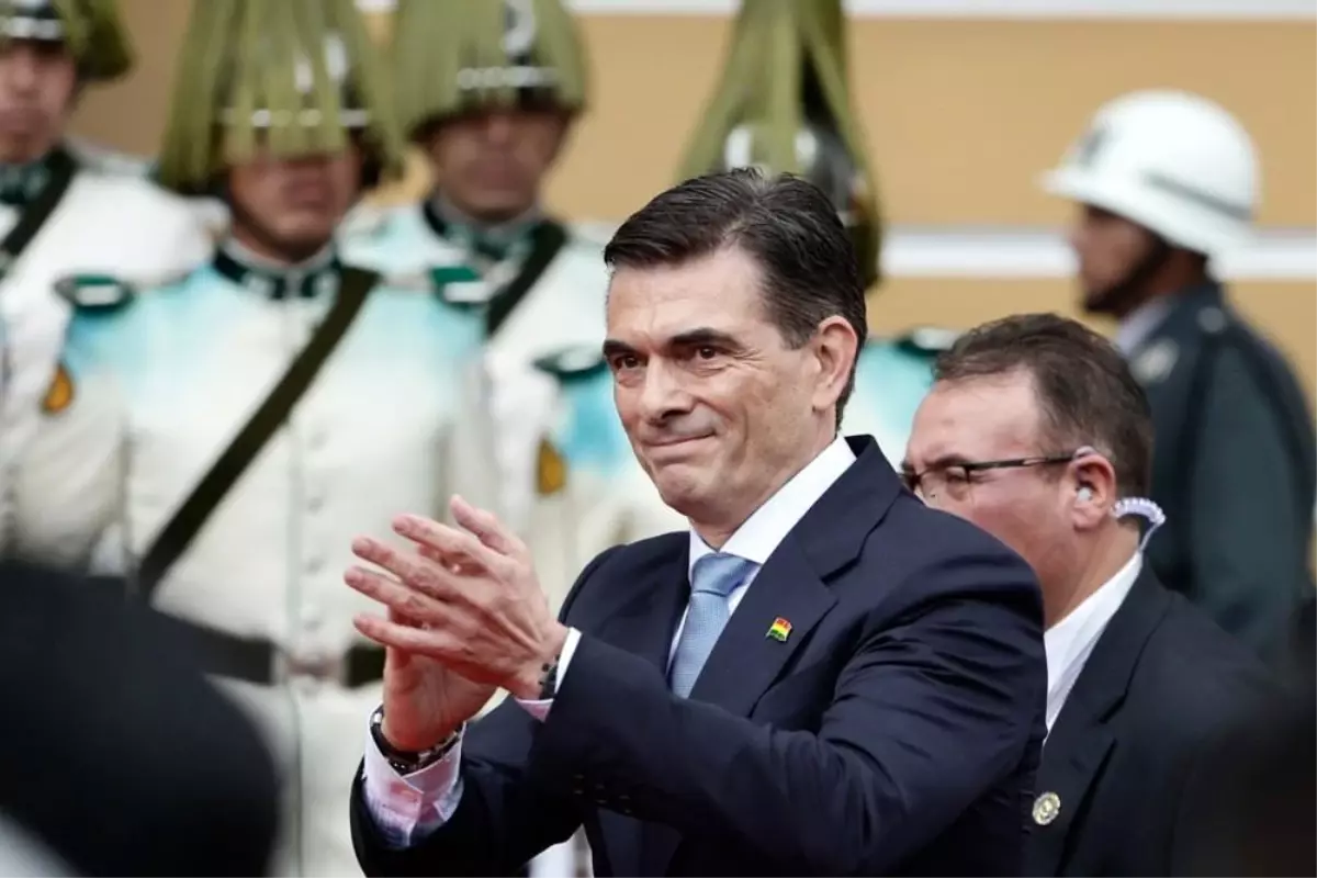 Bolivya\'nın Yeni Başkanı Rodrigo Paz Göreve Başladı