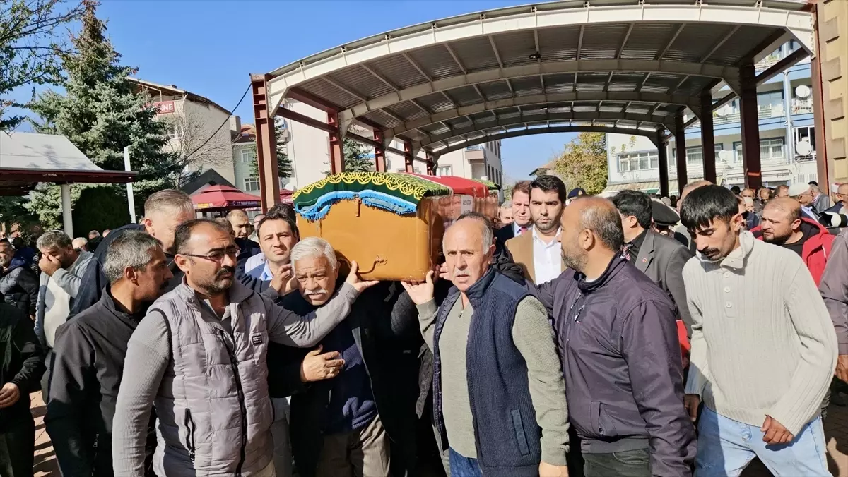 Davul Ustası Adem Göçer Toprağa Verildi