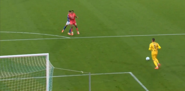 Eski Galatasaraylı kabusu yaşıyor! Psikolojisi dağıldı, 'beni çıkartın' dedi Eski Galatasaraylı kabusu yaşıyor! Psikolojisi dağıldı, 'beni çıkartın' dedi