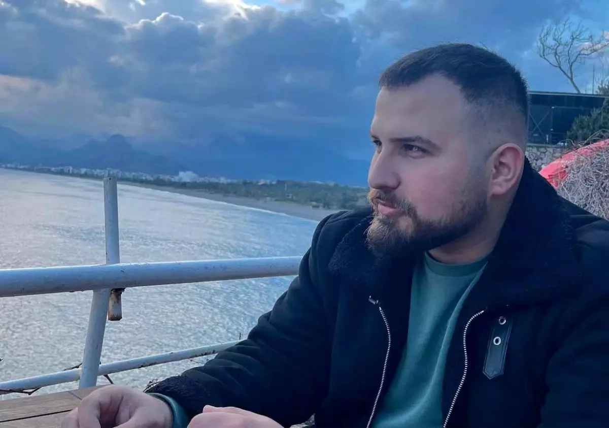 Antalya\'da Güvenlik Görevlisi Bıçaklanarak Öldürüldü