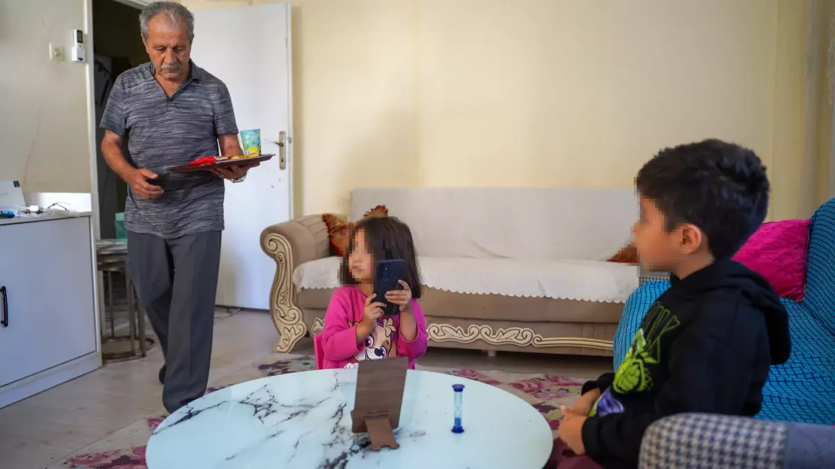 Çocuklarına Koruyucu Aile Olmak İstiyor