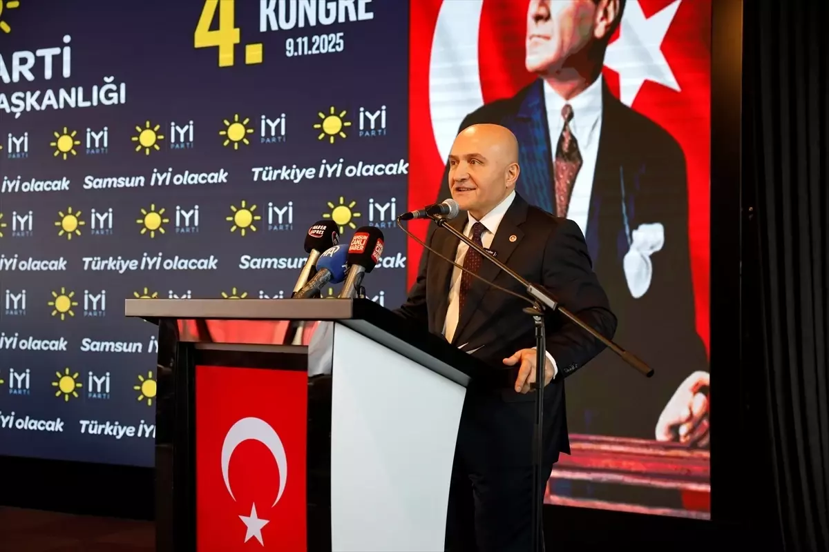 Erhan Usta İYİ Parti Kongresinde İktidar Eleştirisi Yaptı