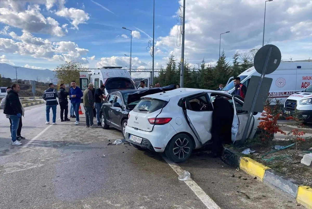 Eskipazar\'da Kaza: 7 Yaralı