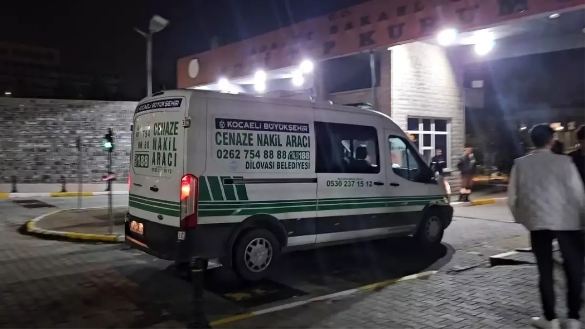 Kocaeli\'de Yangın: 6 Kişi Hayatını Kaybetti