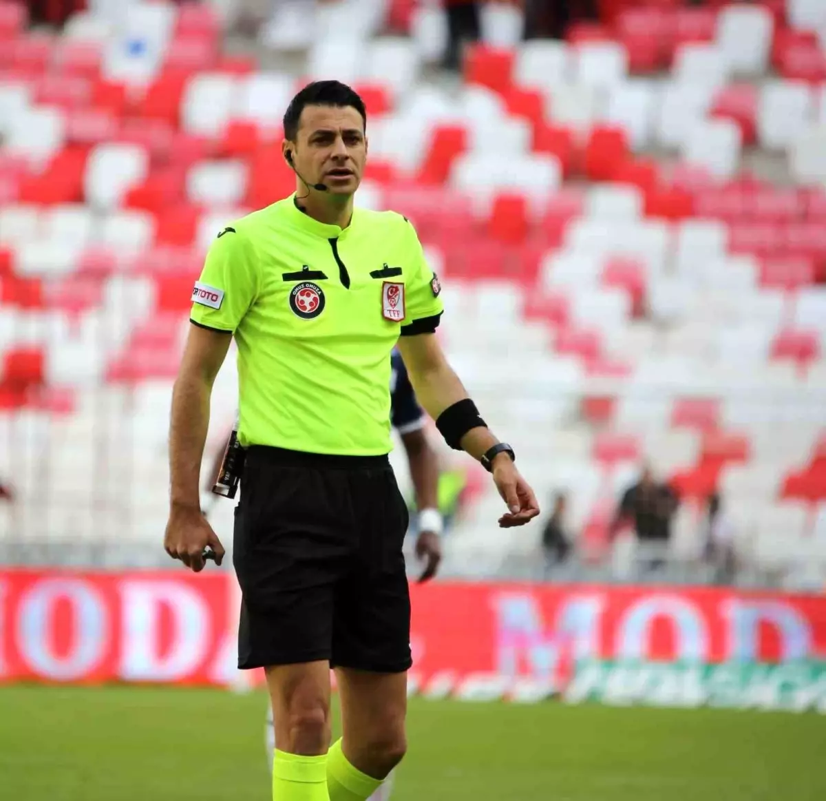 Kocaelispor-Galatasaray Maçında VAR Ali Şansalan