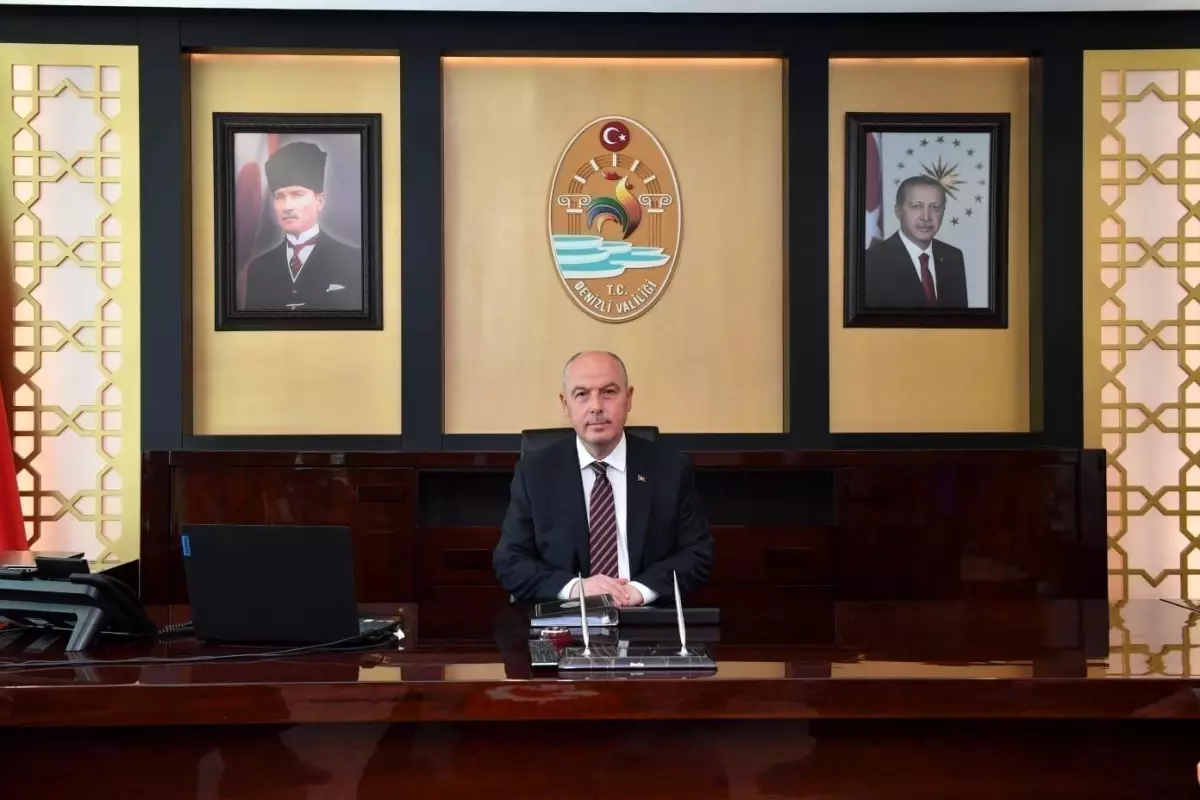 Denizli Valisi Coşkun, Atatürk\'ü 87. Yıl Dönümünde Andı