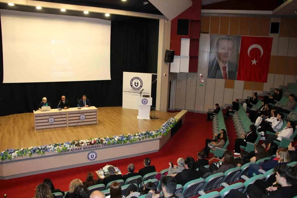 Atatürk\'ü Anlamak Paneli Düzenlendi