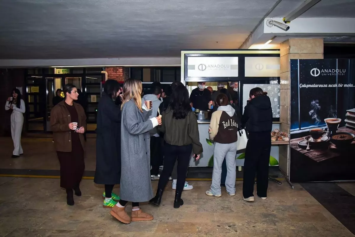 Anadolu Üniversitesinden Sınav Dönemi İkramı