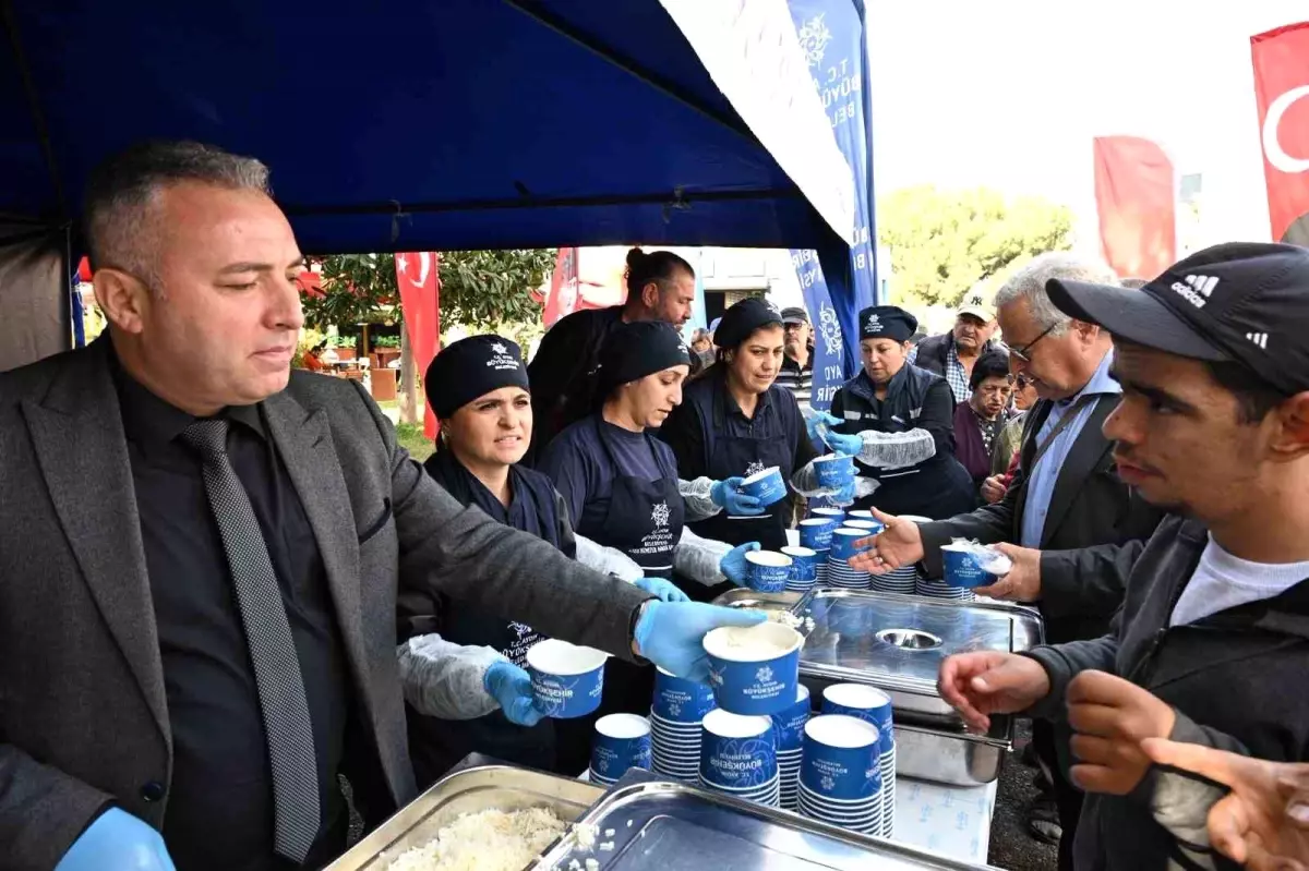 Aydın Büyükşehir Belediyesi\'nden Atatürk Anma Etkinliği