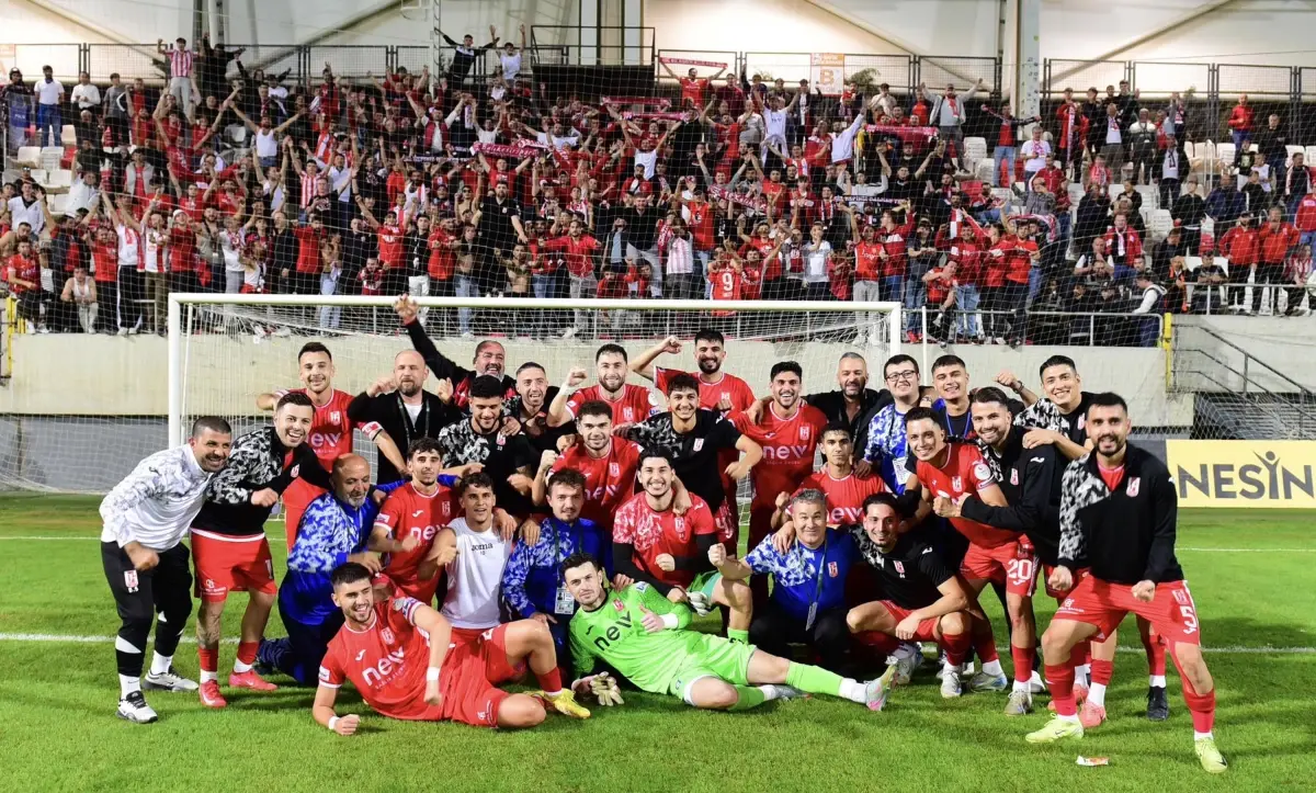 Balıkesirspor\'un Çıkışı Sürüyor