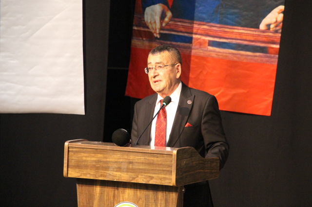  Kıbrıscık Belediye Başkanı Emin Tekemen