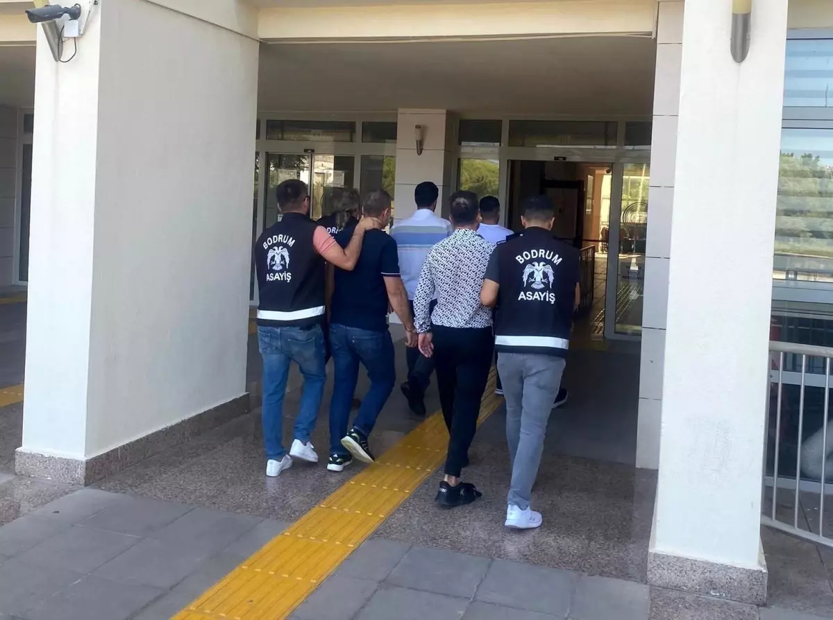 Bodrum\'da cinayet davasında 7 sanık tahliye edildi