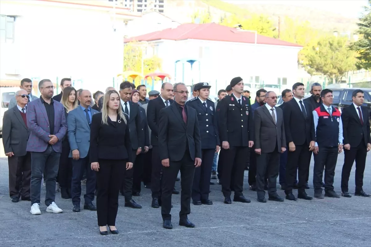 Atatürk, 87. Yılında Ağın\'da Anıldı