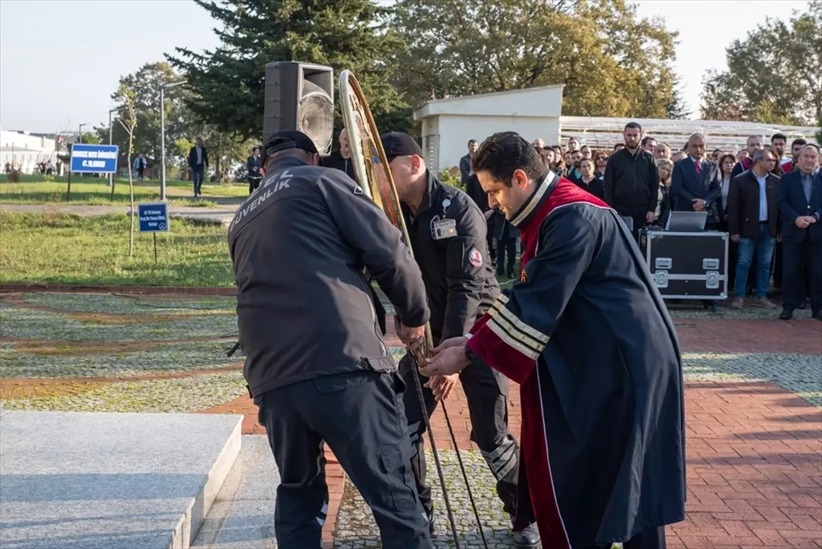 Atatürk 87. Yaşında OMÜ\'de Anıldı