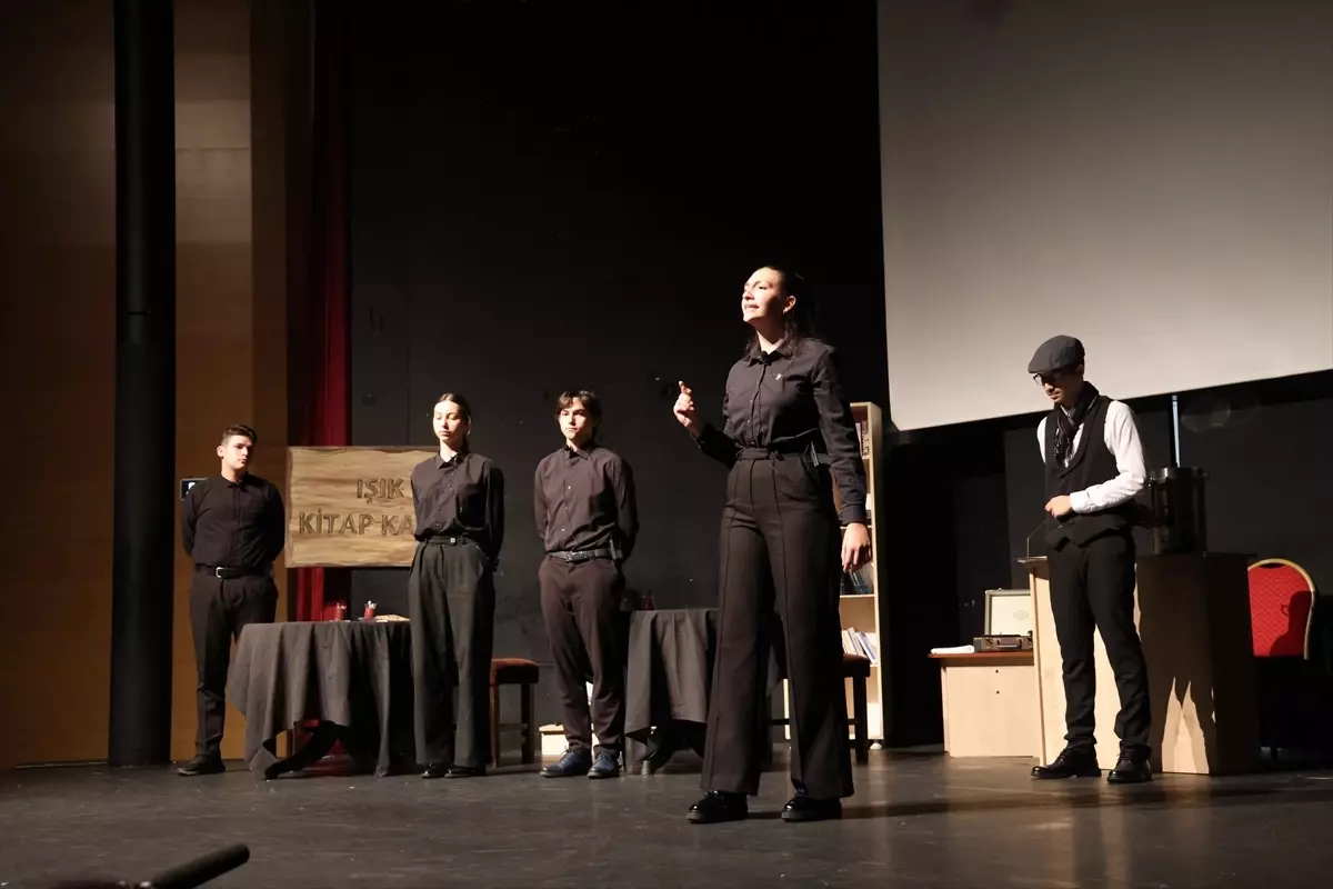 Atatürk, 87. Yılında Marmaris\'te Anıldı