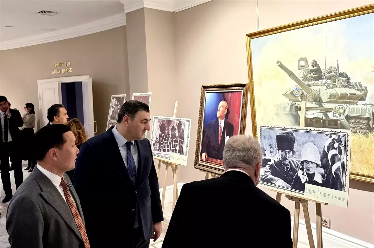 Atatürk\'ün 87. Yılı Astana\'da Anıldı