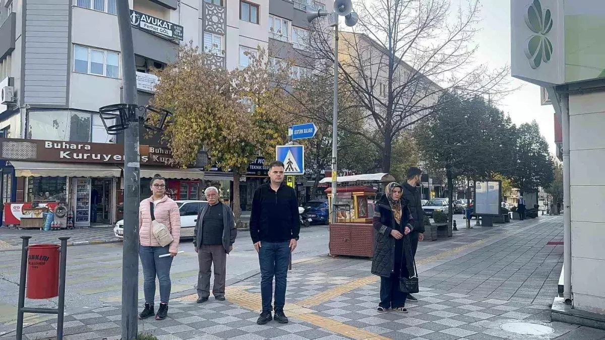 Atatürk İçin Anma Törenleri