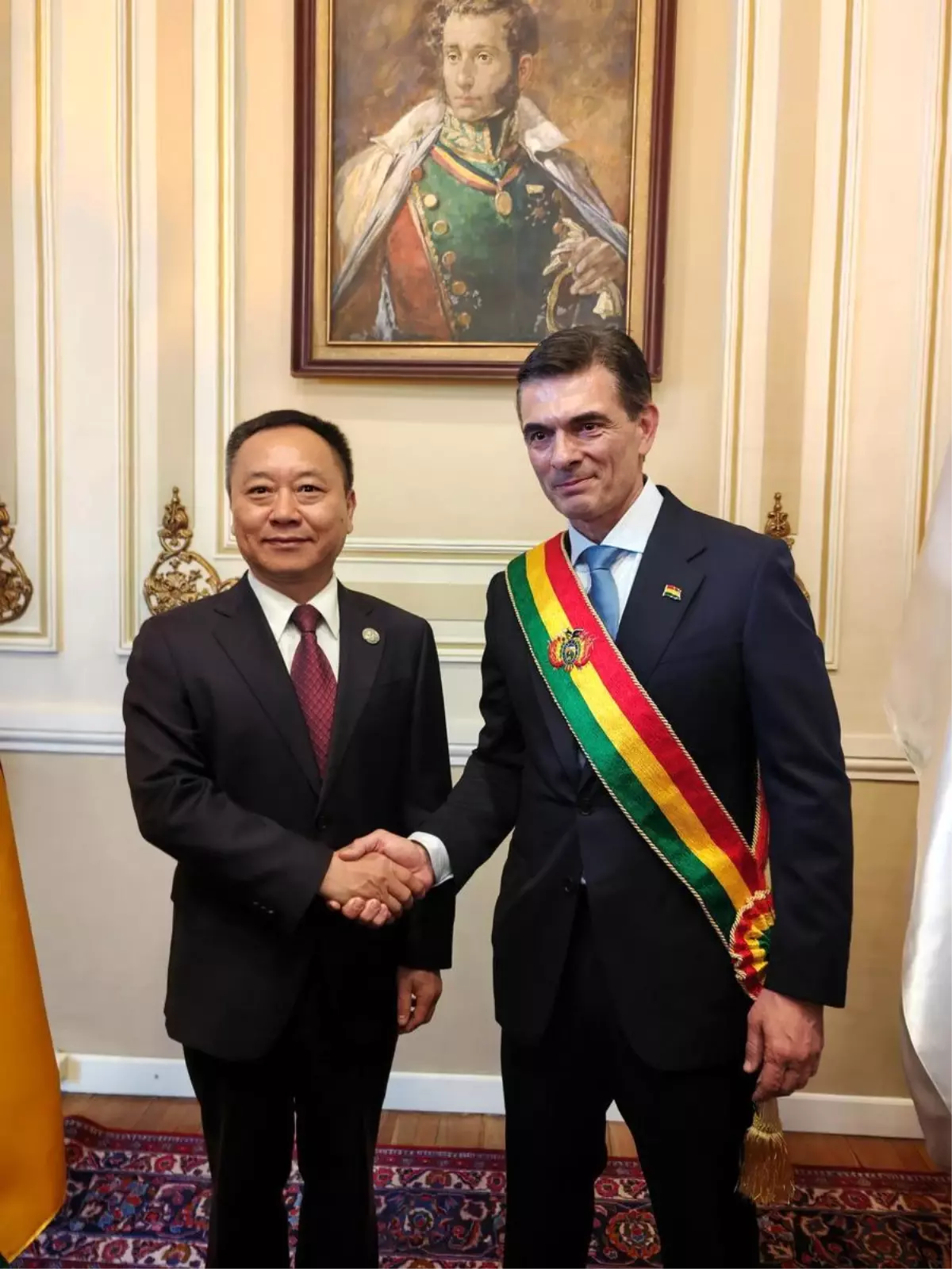 Çin ve Bolivya İlişkileri Güçleniyor