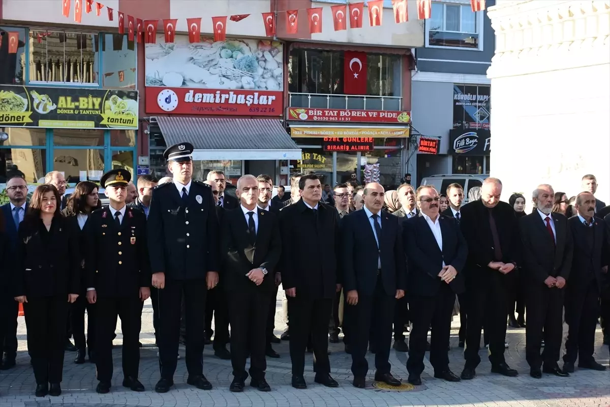 Atatürk\'ün Anma Töreni Devrekani\'de Yapıldı