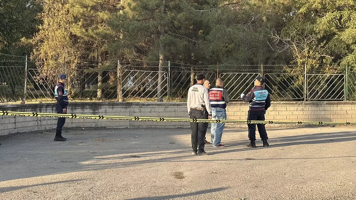 Elazığ\'da Silahlı ve Bıçaklı Kavga: 3 Yaralı