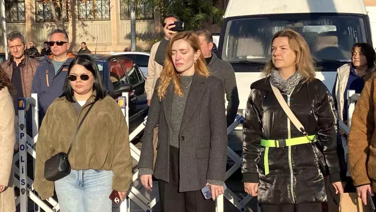 Eskişehir\'de Atatürk\'ü Anma Töreni