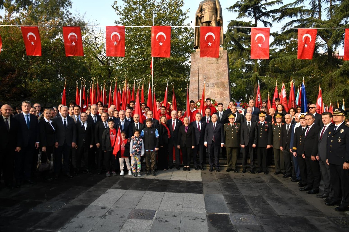 Gazi Mustafa Kemal Atatürk\'ün vefatının 87. yıl dönümü etkinlikleri